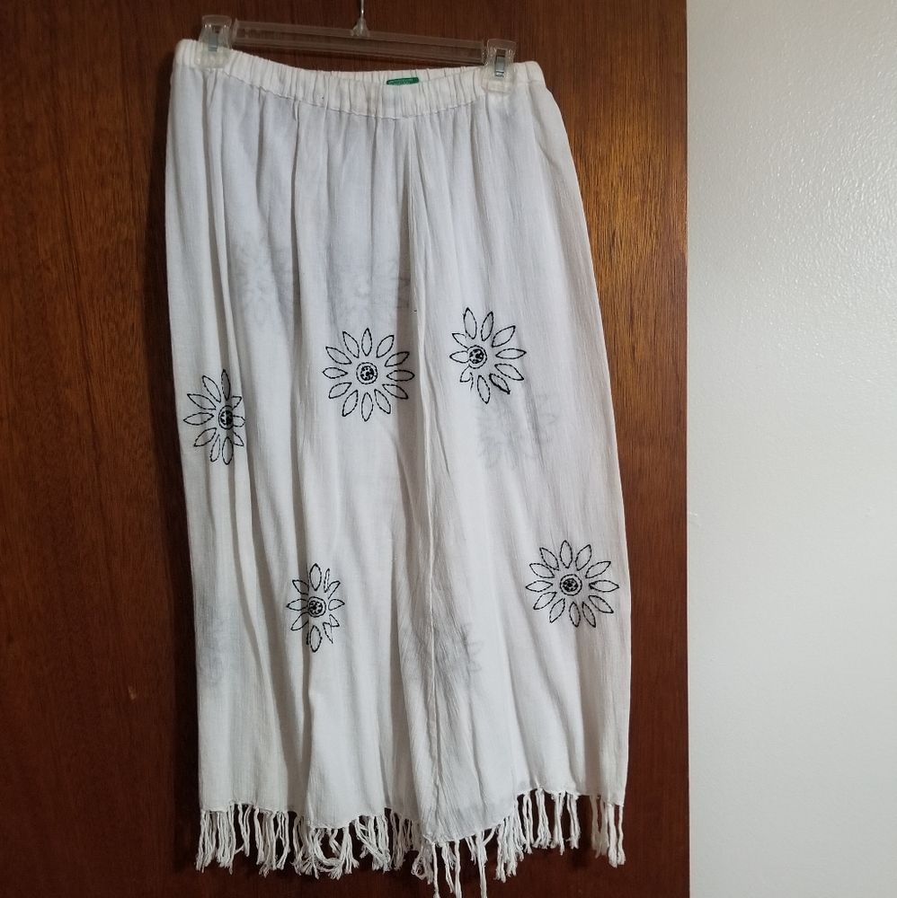 United color of benetton skirt